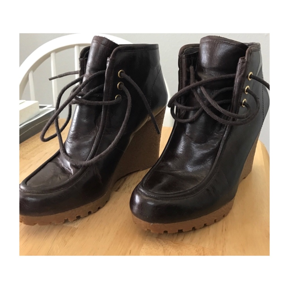 FIRM❤️REDUCED🌼Michael Kors DIstressed leather
